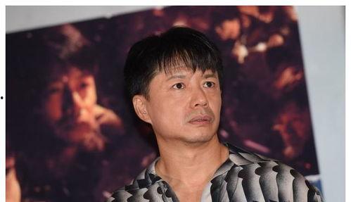 娱乐圈吃瓜男明星小谢,揭秘小谢的吃瓜人生